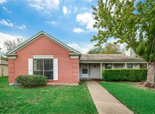 610 Melissa Ln, Garland, TX 75040