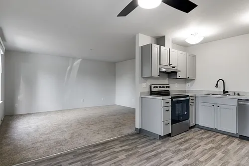 Violet Meadows Apartments Photo 1