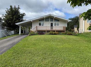 1 Smallwood Dr, Grand Falls Windsor, NL A2B1G5