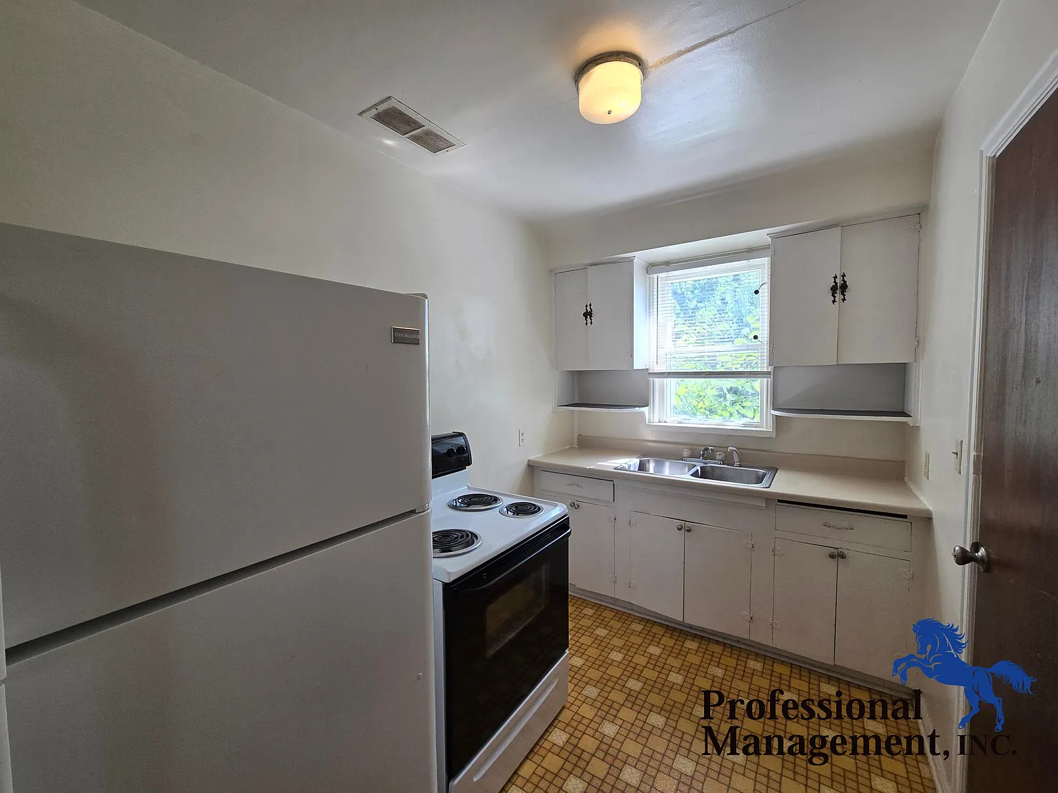 1 bed, 960 sqft, $1,095 — Photo 4