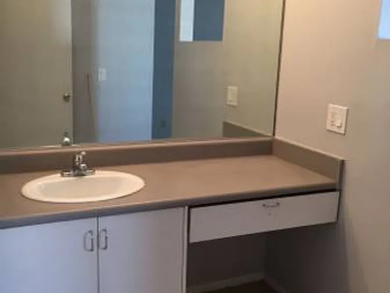 5644 Yolanda Ave #4 — Photo 17