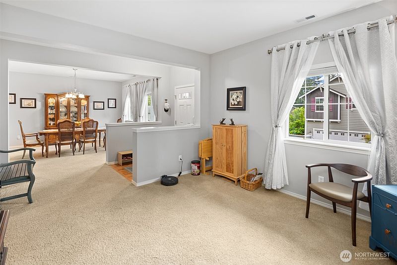 4th image of 24007 42nd Avenue SE