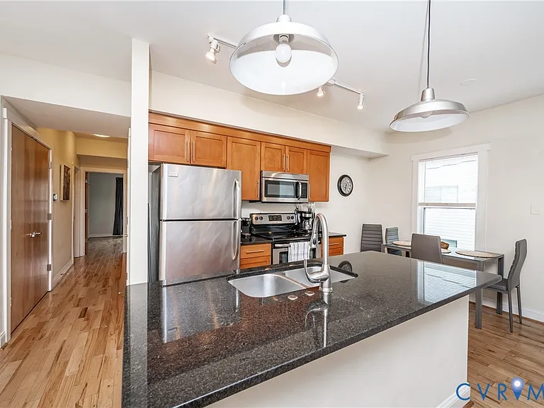 1216 McDonough St #B — Photo 3