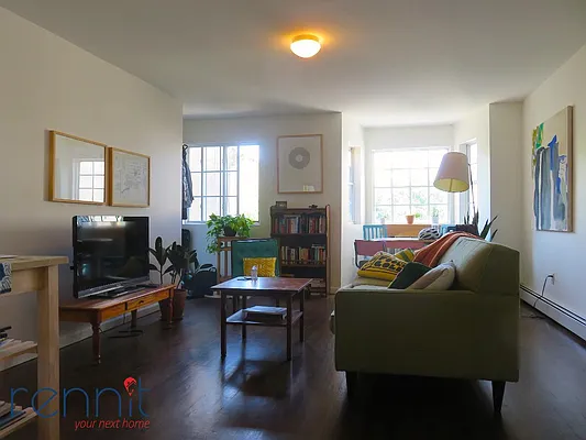 Rented by Rennit Inc. | media 54