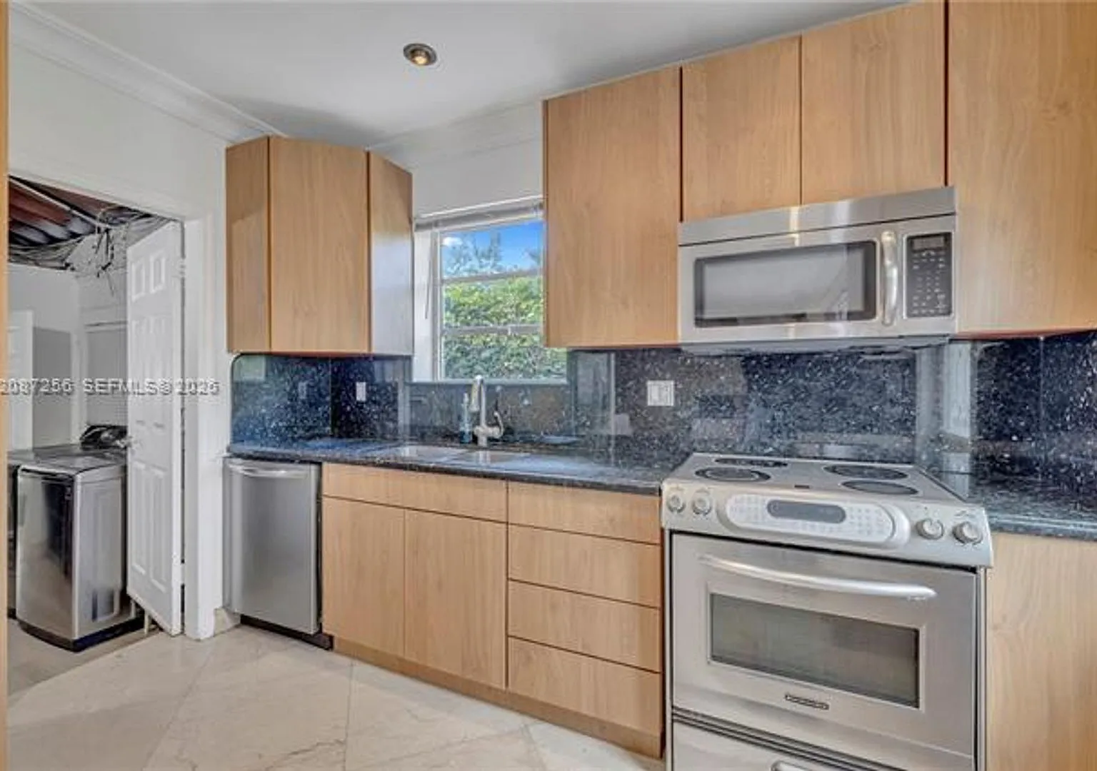 1815 Daytonia Rd # 1815, Miami Beach, FL 33141 — Photo 1