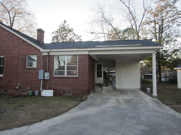 728 Lafayette Ave — Photo 5