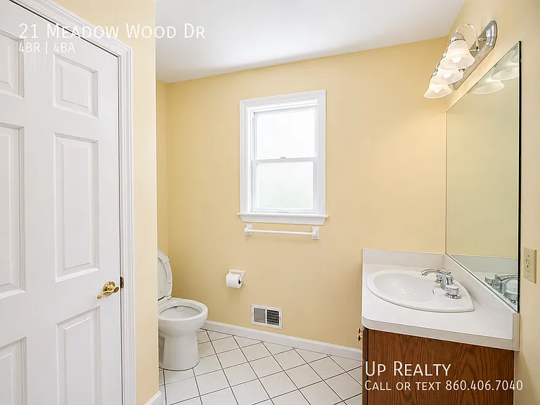 21 Meadow Wood Dr — Photo 12