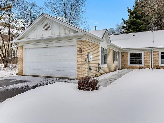 2nd image of 10481 Bay View Ln