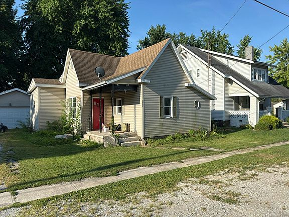 3rd image of 203 E Main St