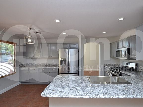 2nd image of 487 W Calle Monte Vis