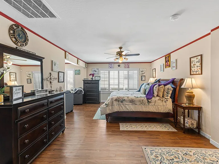 13632 W Acapulco Ln — Photo 3