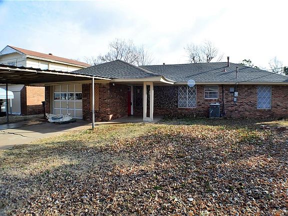 2nd image of 2944 Hillcrest Ave