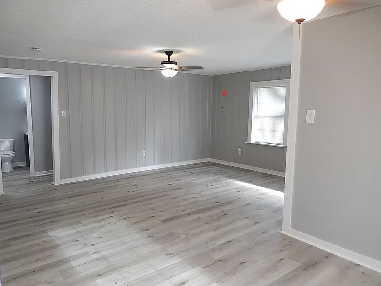 1519 Pepper Dr — Photo 5