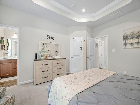 3rd image of 7537 Luminary Dr