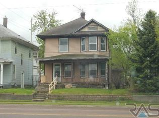 1117 E 6th St, Sioux Falls, SD 57103