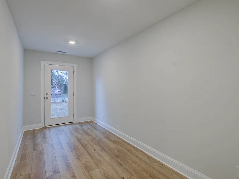 1237 Tice Ln — Photo 17