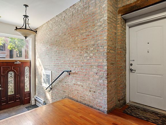 2nd image of 6615 S Woodlawn Ave #2N