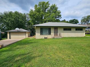 111 11th St S, Hudson, WI 54016