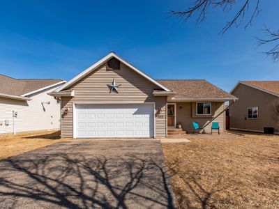 1122 Peregrine Dr SE, Rochester, MN, 55904