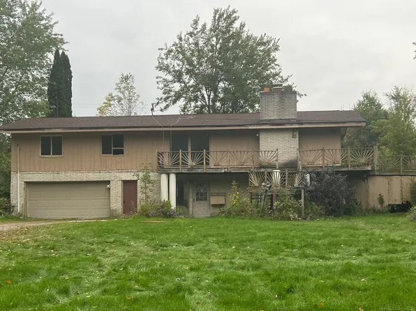 6382 W Imlay City Rd, Imlay City, MI 48444