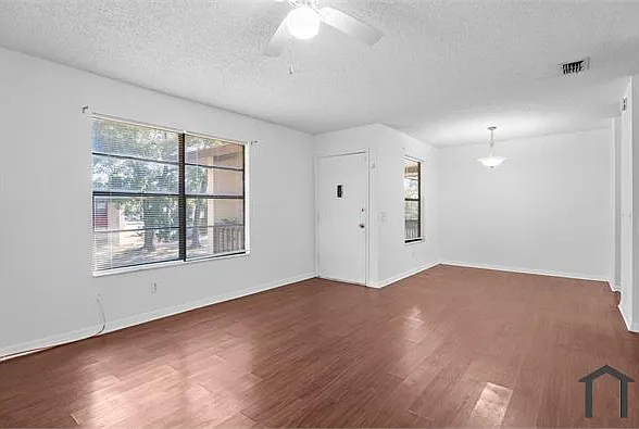 476 Lombard St #2D — Photo 8