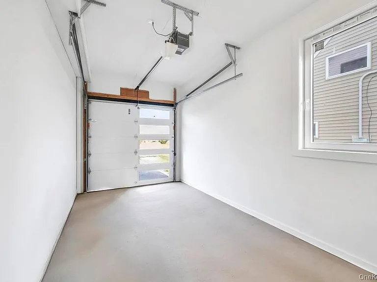 126 Rim Ln — Photo 17