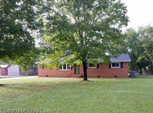 108 Meadow St, Spring Lake, NC 28390
