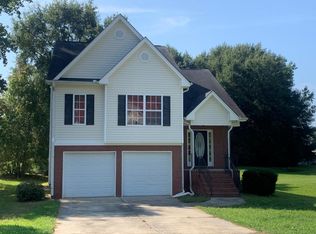 216 Sammy Cir, Griffin, GA 30223