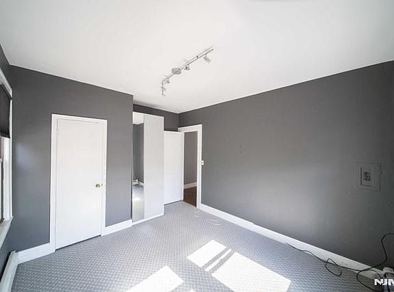 5th image of 218 Closter Dock Rd #2