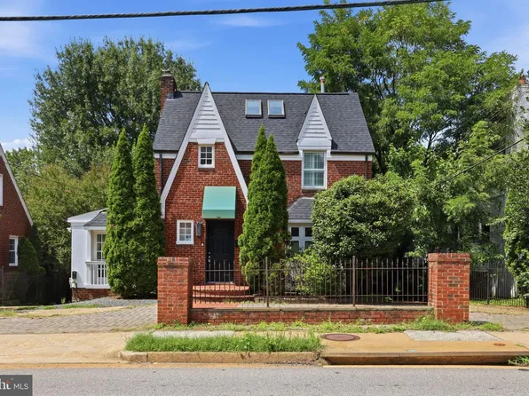 1706 N Glebe Rd, Arlington, VA 22207