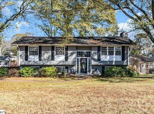 212 Shallowford Rd, Greenville, SC 29607