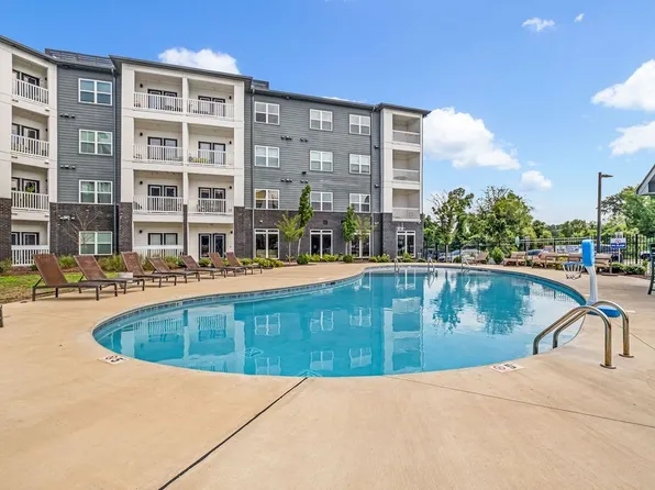 1540 Lebanon Pike #402, Nashville, TN 37210