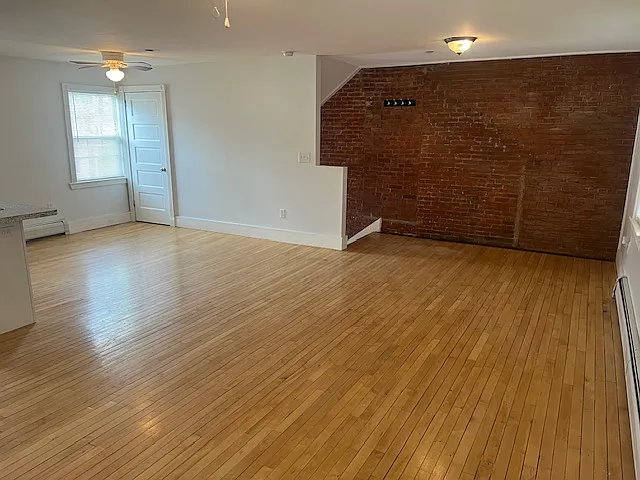 2 bed, 800 sqft, $2,200 — Photo 4