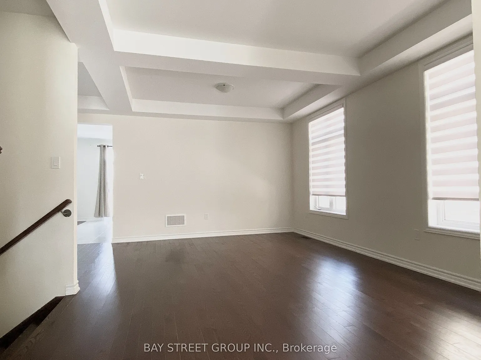 5 bed, $3,700 — Photo 2