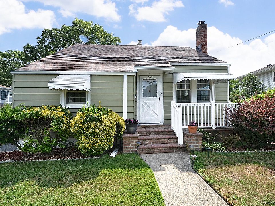 1st image of 418 Asharoken Boulevard