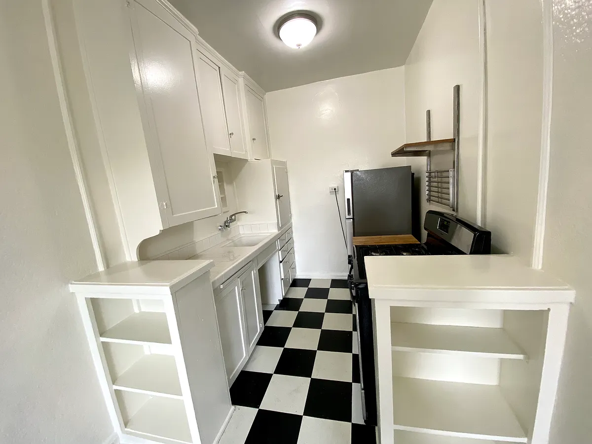 Building Photo - Franklin Place Lofts