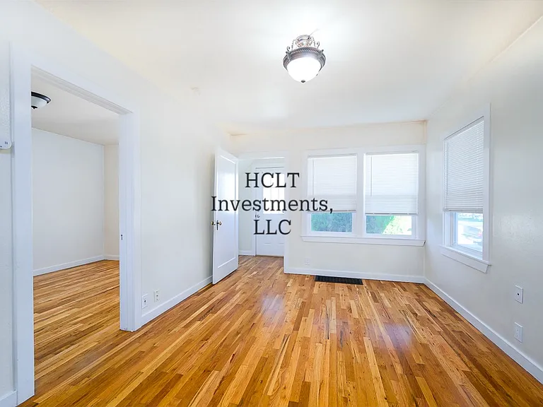 408 11th Ave S #408 — Photo 6