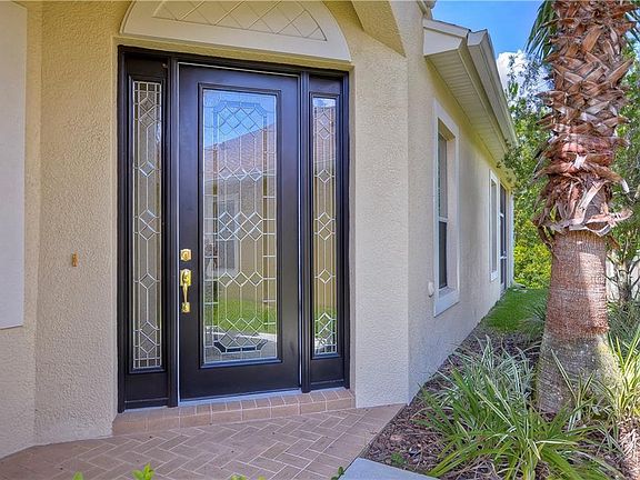 5th image of 2817 Devonoak Blvd