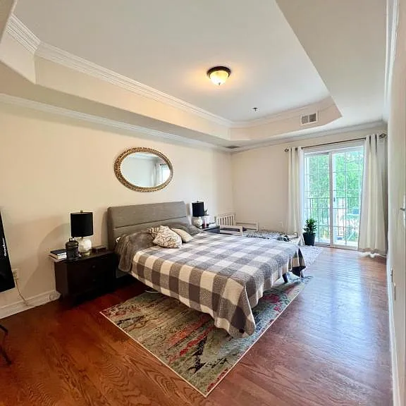 524-532 Maple Ave #302 — Photo 9
