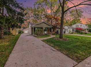 3904 Woodland Ave, Royal Oak, MI 48073