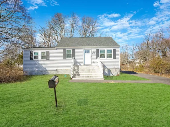 98 Washington Avenue, Deer Park, NY 11729