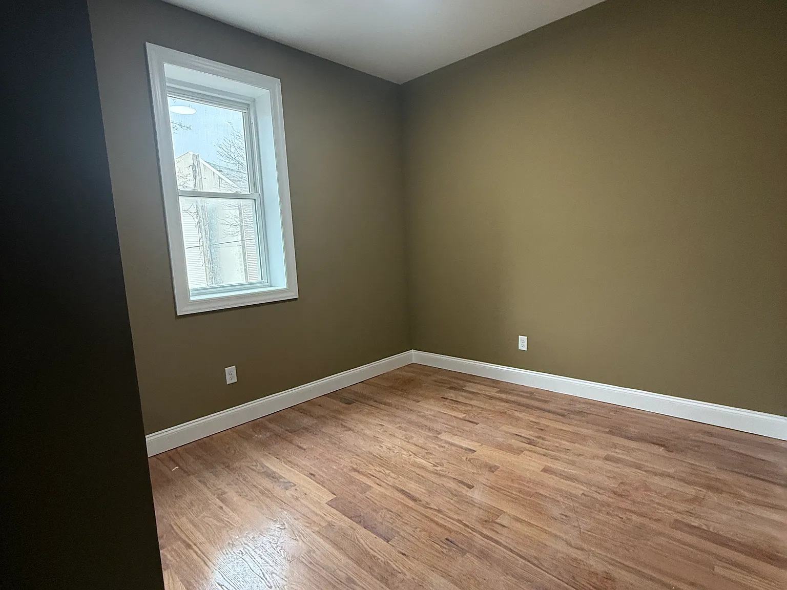 3 bed, $2,450 — Photo 3