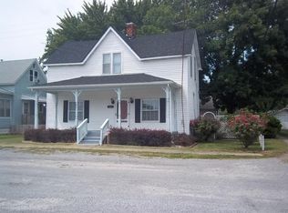 1506 Elm St, Eldorado, IL 62930