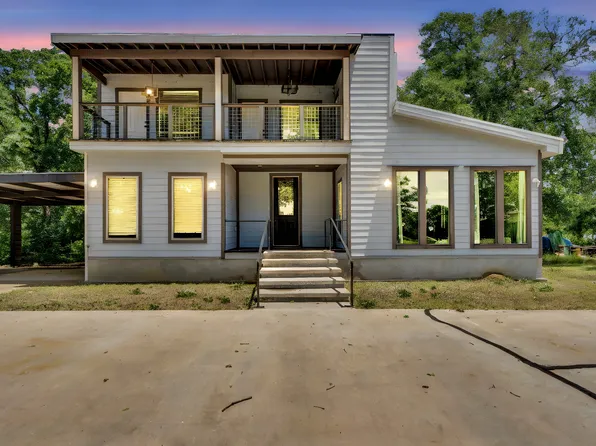 815 N Seven Points Dr, Kemp, TX 75143