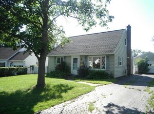 5 Luella Rd, Latham, NY 12110