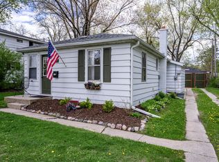 955 W State St, Mauston, WI 53948