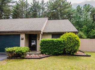 6 Queen Ann Ct, Queensbury, NY 12804