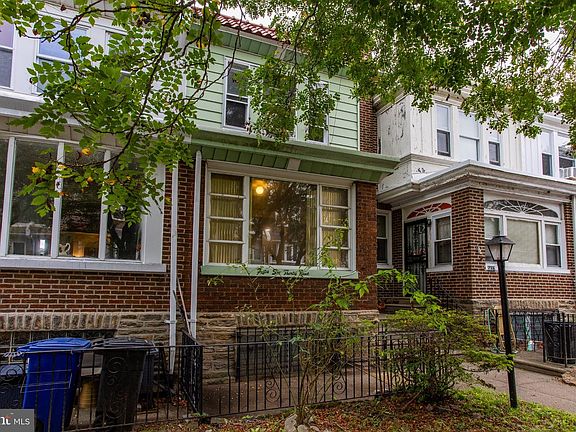 3rd image of 5639 N Uber St