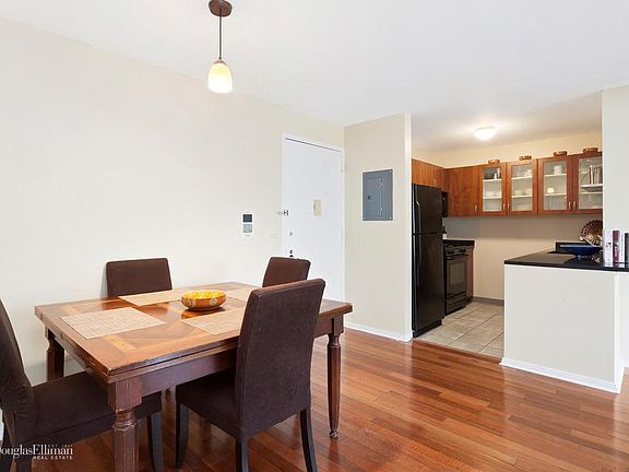 2nd image of 68 Bradhurst Ave APT 5N