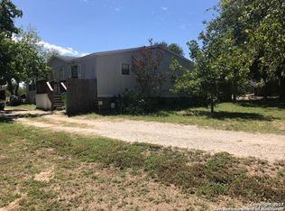 290 Brianna Ct, Von Ormy, TX 78073